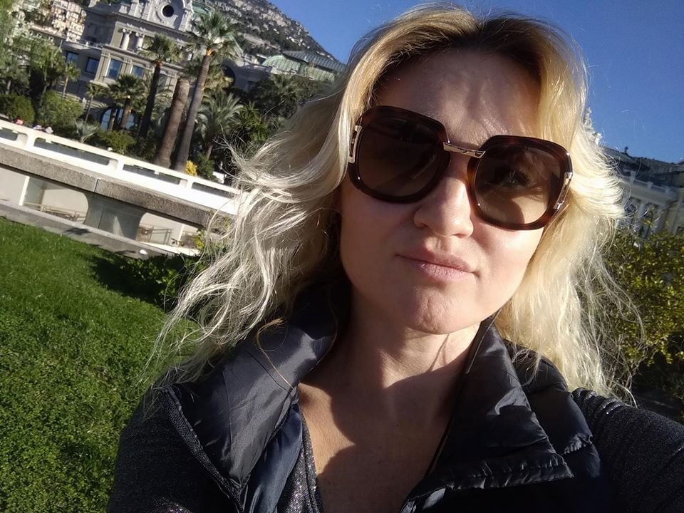 Balanesco Camélia Ana